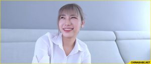 Dụ em gái công sở vú to về nhà làm bậy